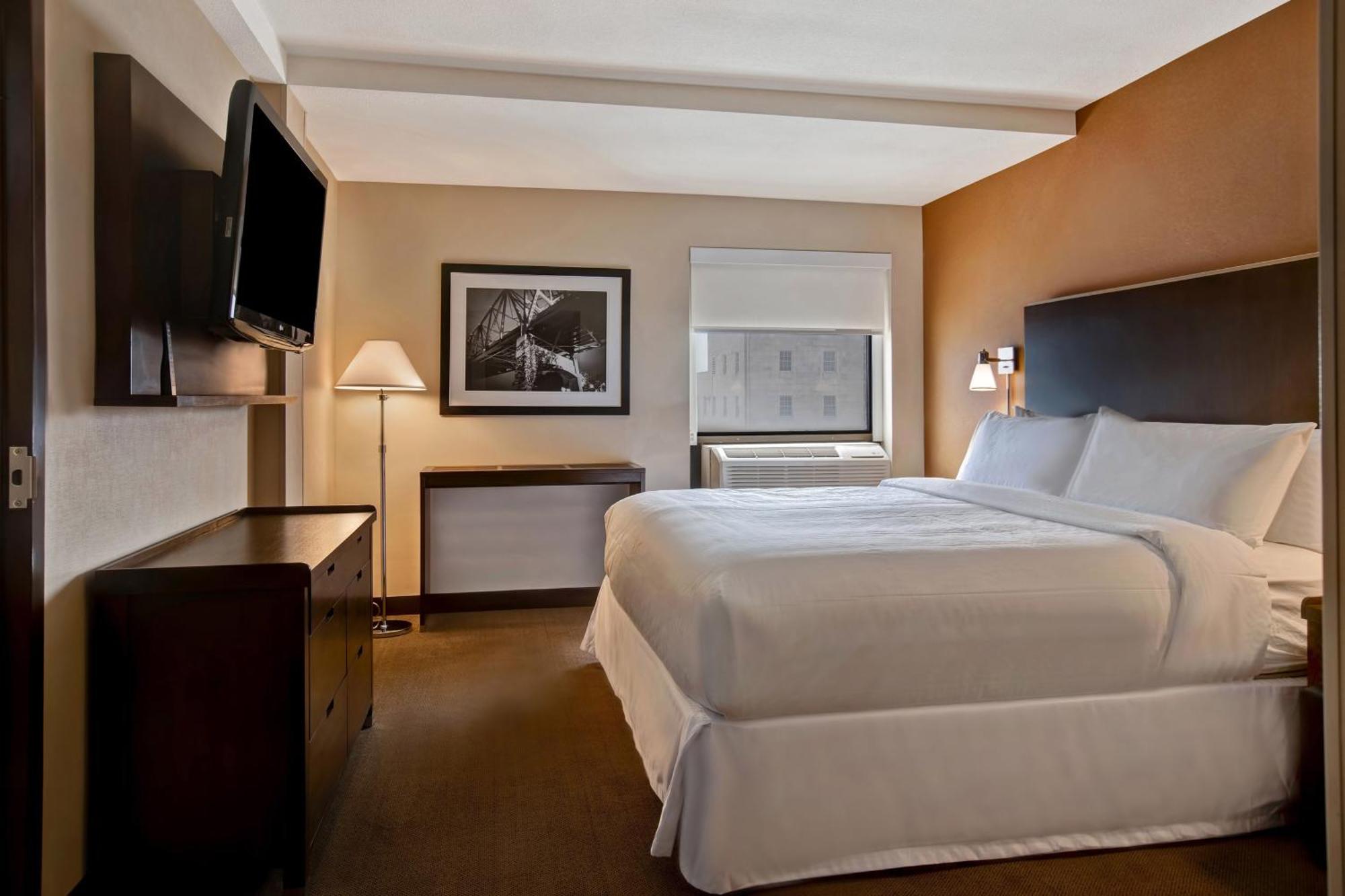 Four Points By Sheraton Пеория Экстерьер фото