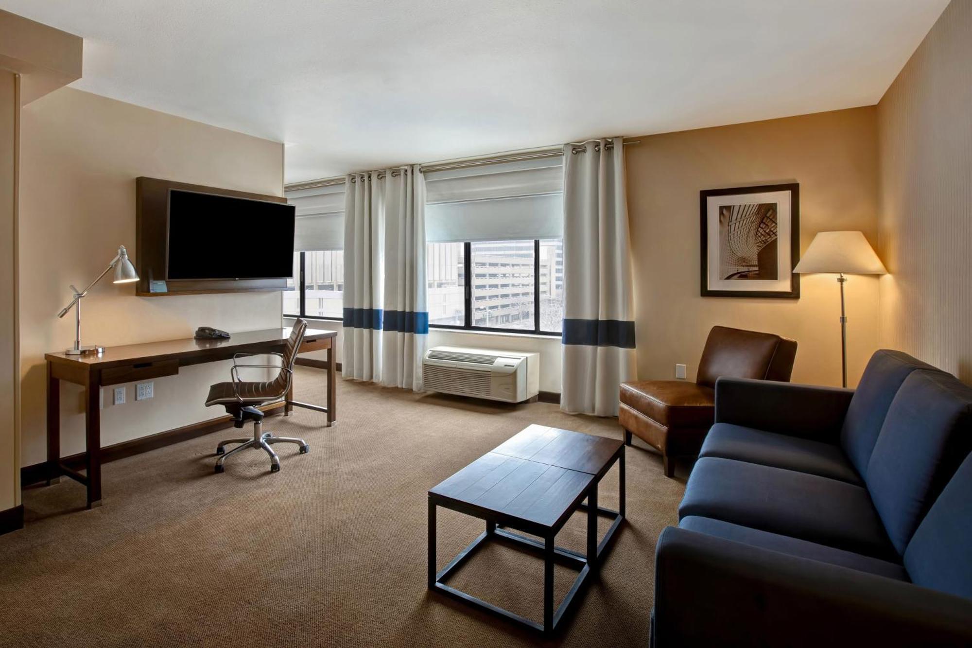 Four Points By Sheraton Пеория Экстерьер фото