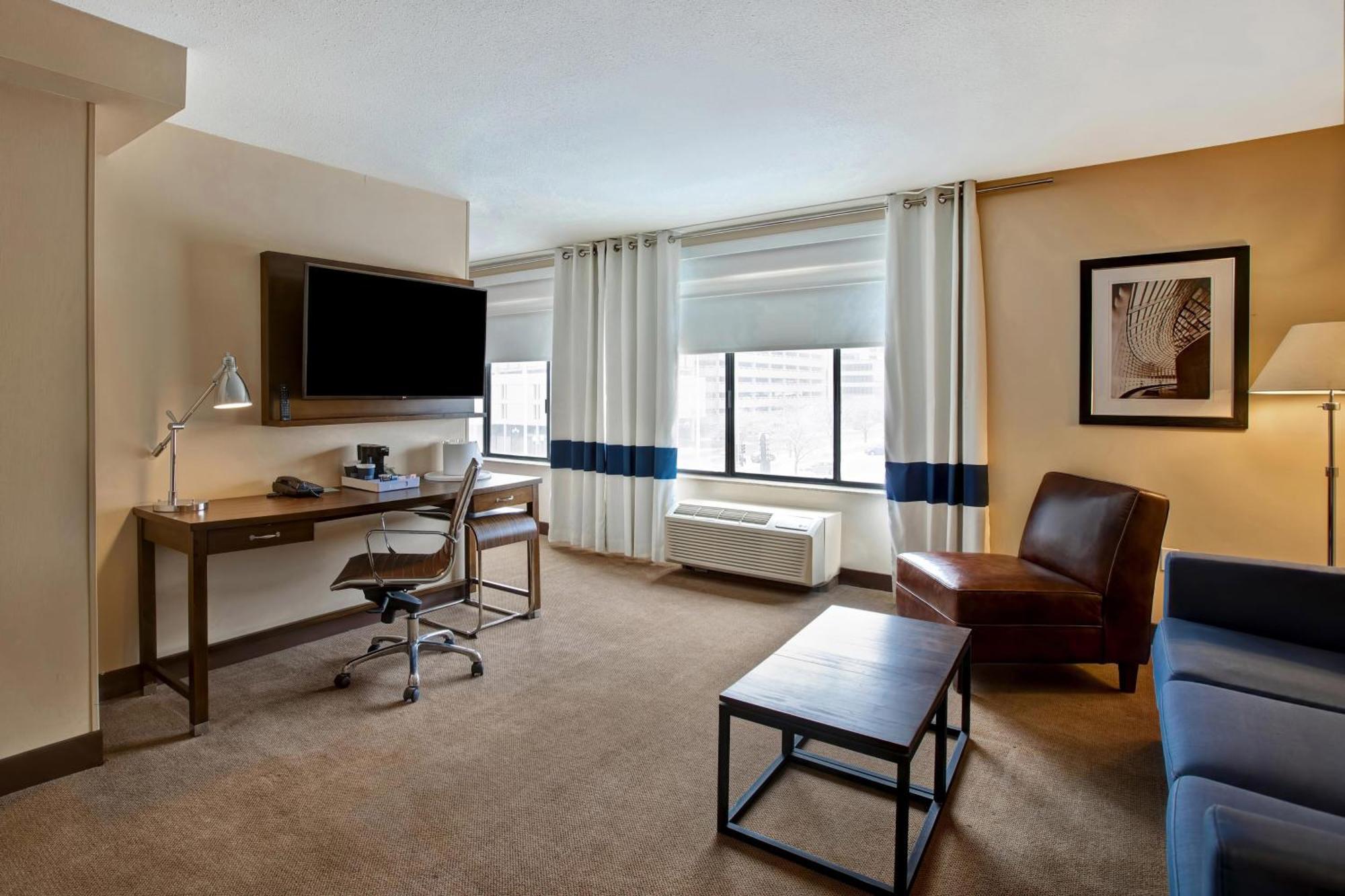 Four Points By Sheraton Пеория Экстерьер фото